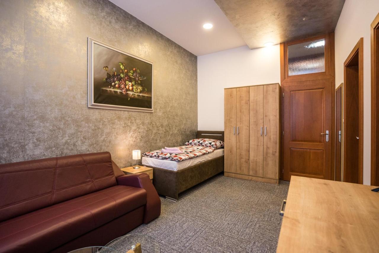 Hotel Somka Drienica Exterior photo